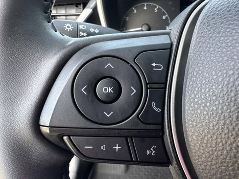 Certified 2025 Toyota Corolla SE image 25