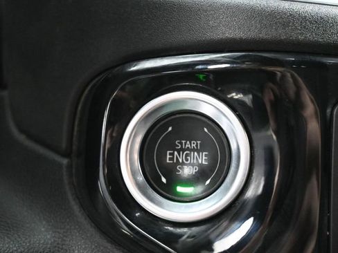 Used 2025 Chevrolet Silverado 2500 LT image 19