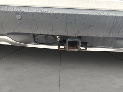 Used 2020 Ford Explorer XLT w/ Equipment Group 202A image 23