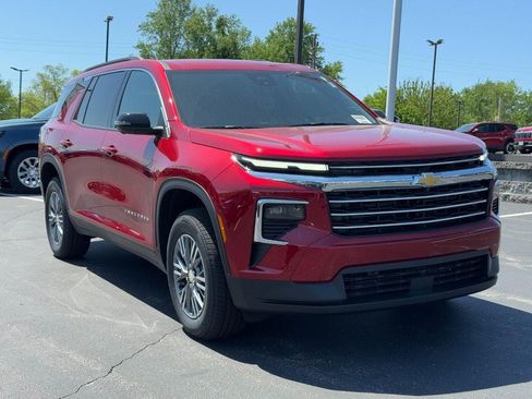 New 2026 Chevrolet Traverse LT w/ Enhanced Driving Package FWD image 21