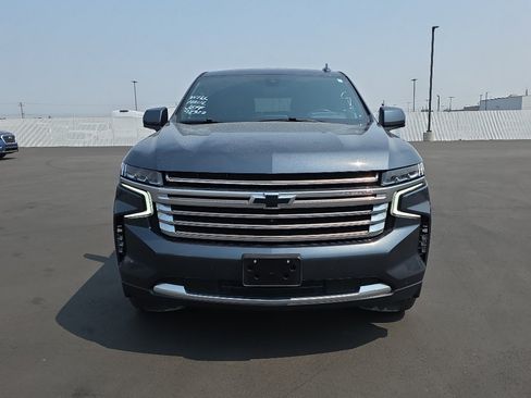 Used 2021 Chevrolet Tahoe High Country w/ Premium Package AWD/4WD image 2