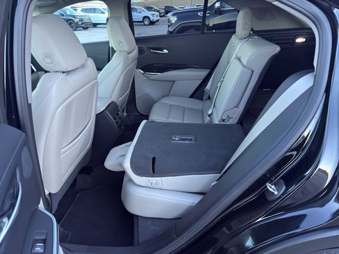 Certified 2022 Cadillac XT4 Premium Luxury w/ Driver Assist Package image 15