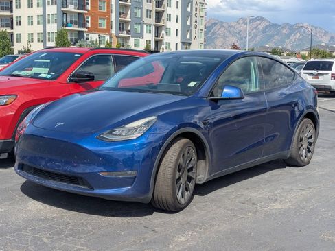 Used 2021 Tesla Model Y Long Range AWD/4WD image 4