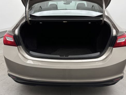 Used 2023 Chevrolet Malibu LT FWD image 29