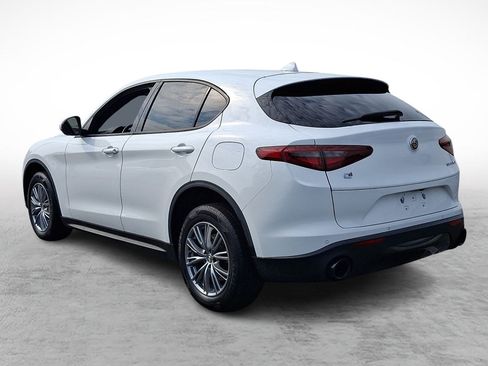 Used 2023 Alfa Romeo Stelvio Sprint AWD/4WD image 3
