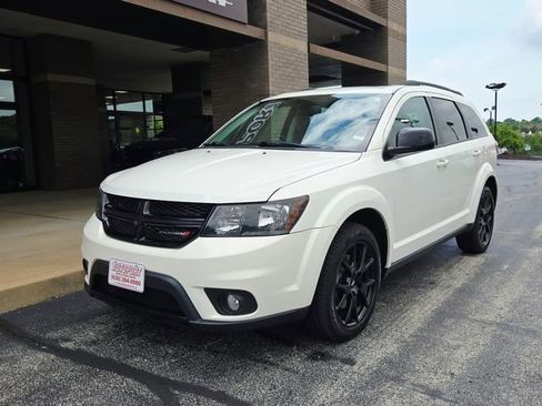 Used 2018 Dodge Journey GT w/ Nav & Sun Group AWD/4WD image 3