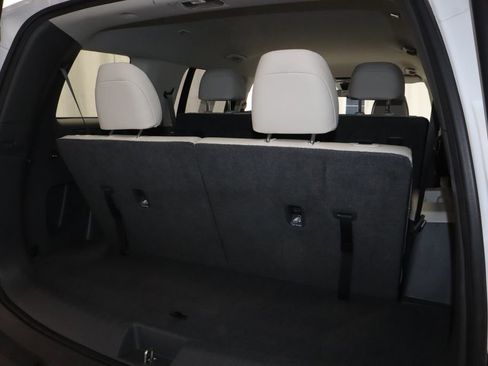 Used 2025 Hyundai Santa Fe SEL FWD image 14