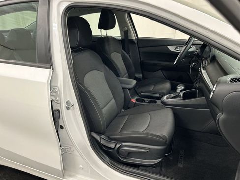 Certified 2023 Kia Forte LXS FWD image 22
