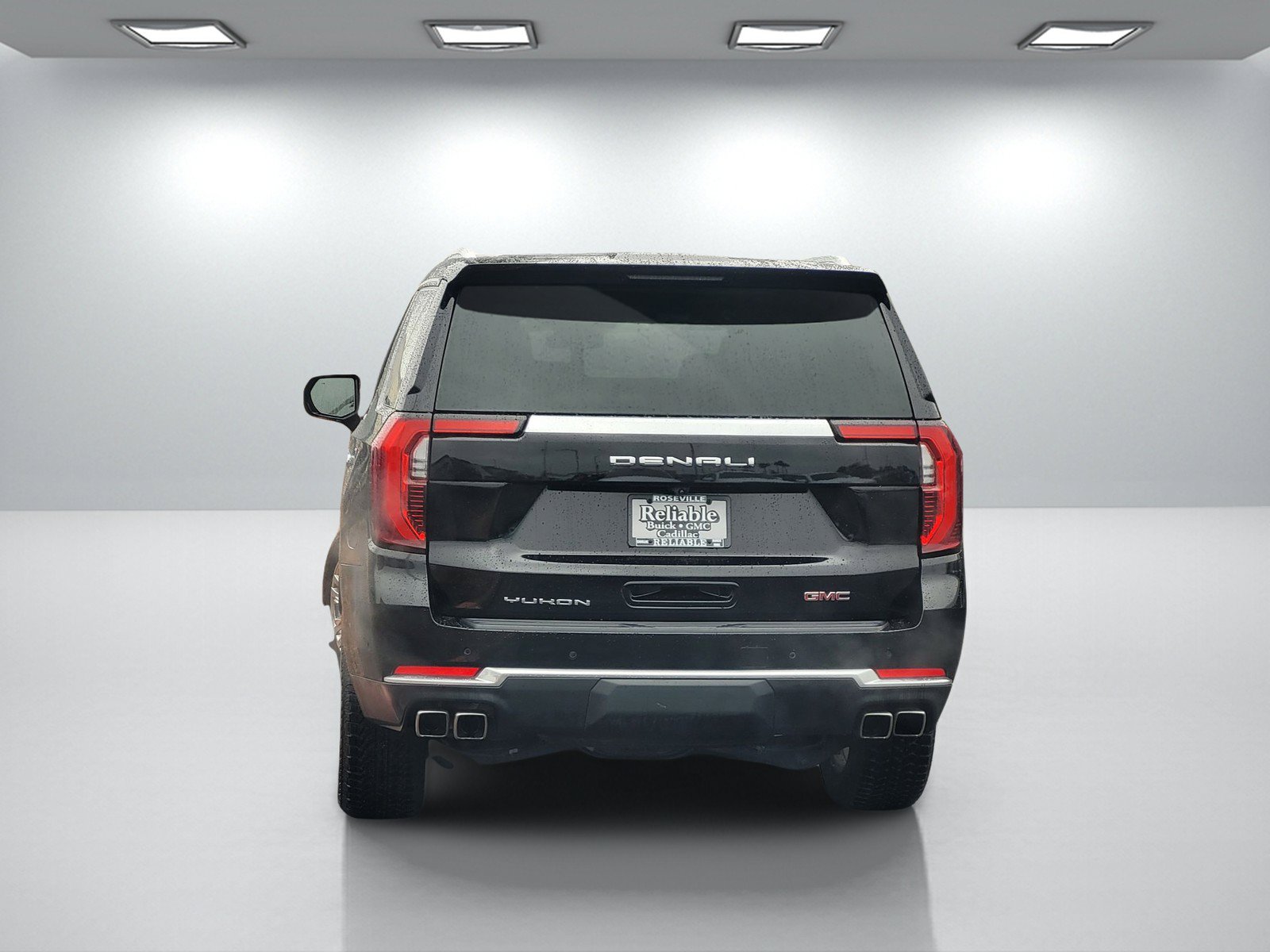 Used 2025 GMC Yukon Denali AWD/4WD image 5