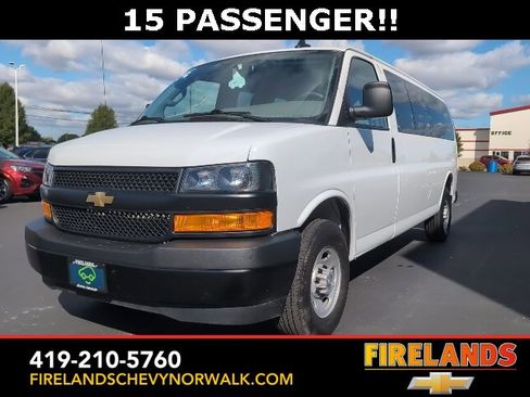 Certified 2025 Chevrolet Express 3500 LS image 21