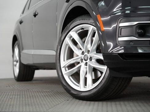 Used 2018 Audi Q7 3.0T Prestige AWD/4WD image 18