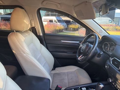 Used 2018 MAZDA CX-5 Touring image 26