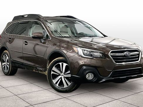 Used 2019 Subaru Outback 2.5i Limited image 2