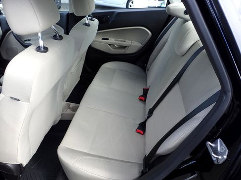 Used 2019 Ford Fiesta SE image 10