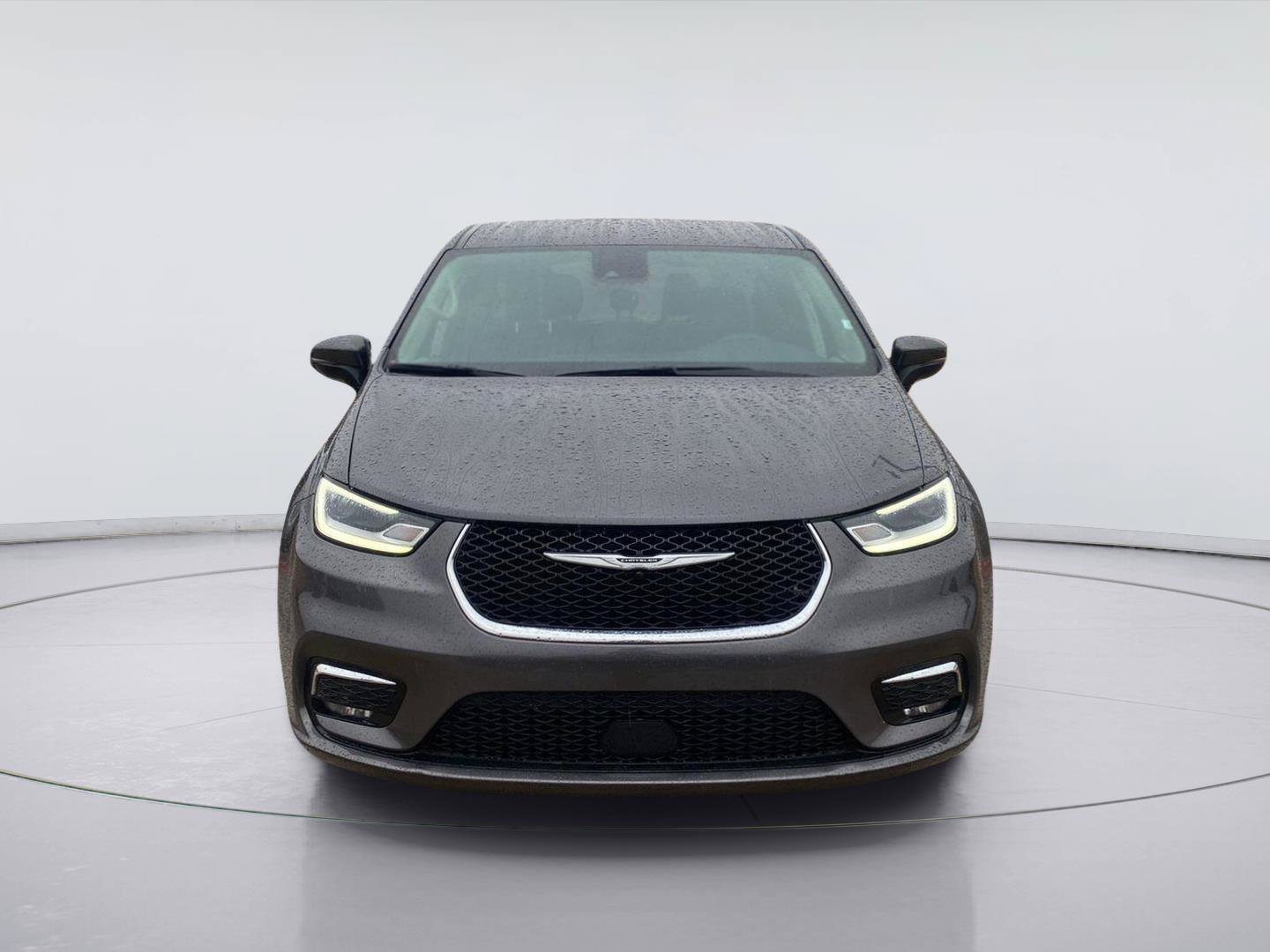 Used 2023 Chrysler Pacifica Touring-L FWD image 8