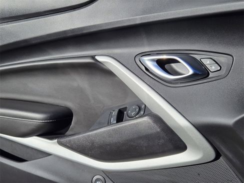 Used 2020 Chevrolet Camaro SS image 22