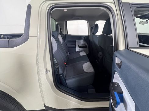 New 2025 Ford Maverick XLT image 5