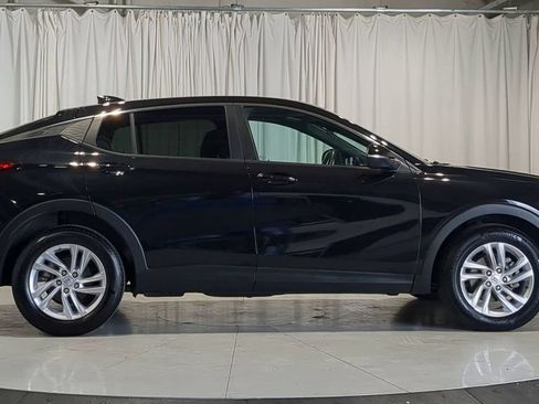 Used 2024 Buick Envista Preferred w/ Convenience I Package FWD image 9