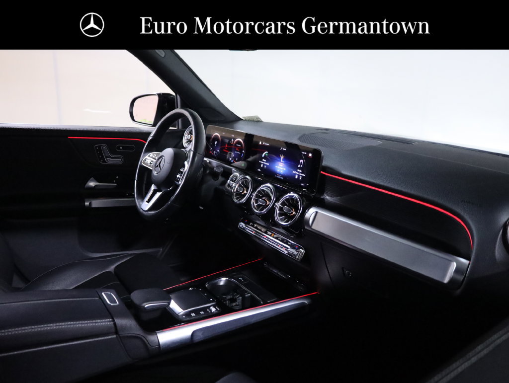 Used 2023 Mercedes-Benz GLB 250 4MATIC w/ Premium Package image 48
