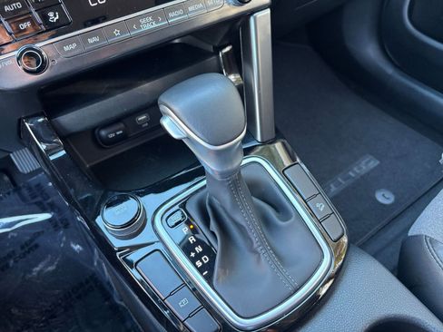 Used 2025 Kia Seltos S image 35