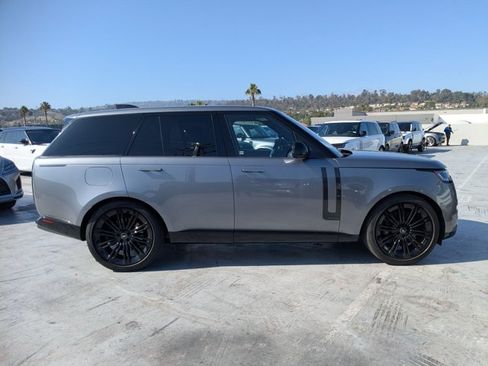 Used 2023 Land Rover Range Rover Autobiography AWD/4WD image 4