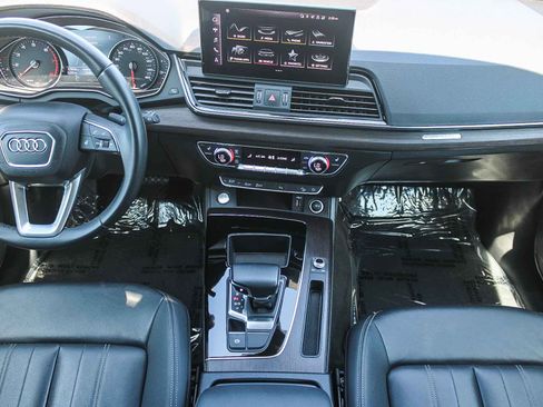 Used 2021 Audi Q5 2.0T Premium w/ Convenience Package AWD/4WD image 13