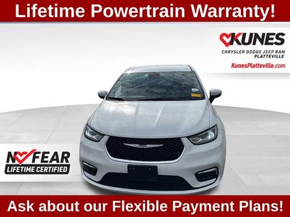 Used 2023 Chrysler Pacifica Touring-L