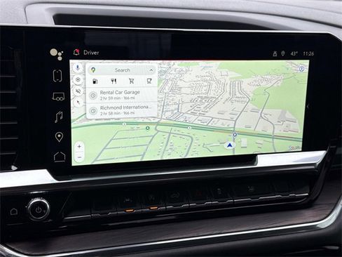 Used 2025 GMC Sierra 1500 SLT image 3