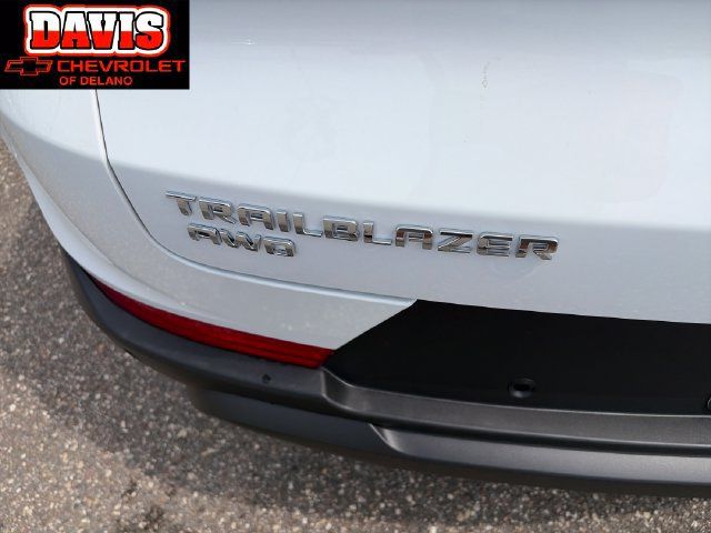 New 2026 Chevrolet TrailBlazer LS w/ LS Convenience Package AWD/4WD image 18