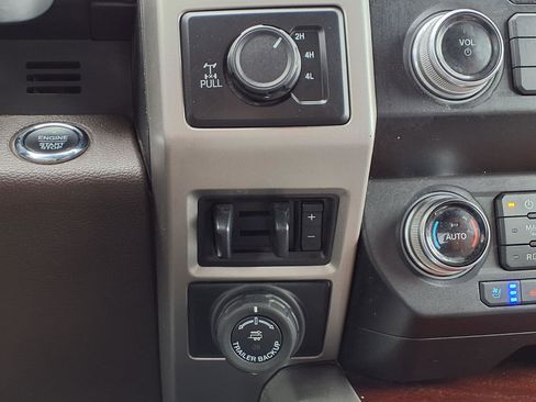 Certified 2020 Ford F250 King Ranch w/ Tremor Off-Road Package image 18