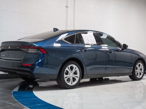 Used 2023 Honda Accord EX image 30