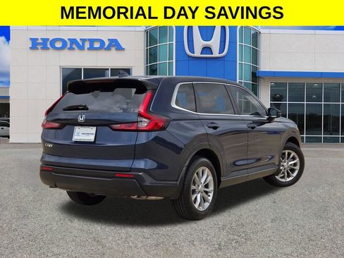 Used 2023 Honda CR-V EX image 3