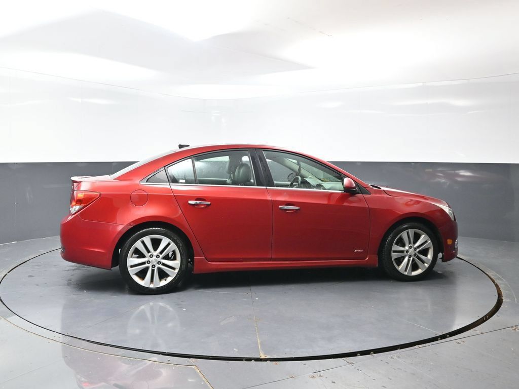 Used 2014 Chevrolet Cruze LTZ w/ Sun, Sound and Sport Package FWD image 2