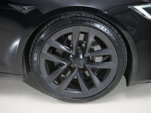 Used 2023 Tesla Model S image 19
