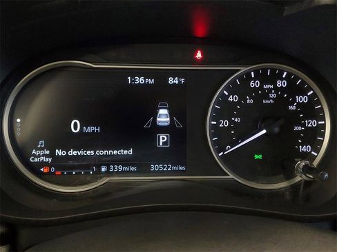 Used 2024 Nissan Versa SR image 18