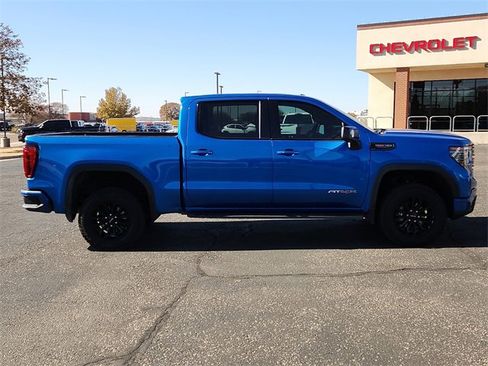Used 2022 GMC Sierra 1500 AT4X image 5