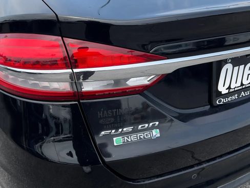 Used 2017 Ford Fusion Energi SE FWD image 6
