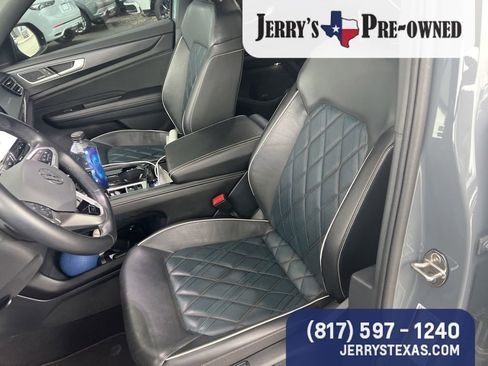 Used 2024 Volkswagen Atlas Cross Sport SEL Premium R-Line AWD/4WD image 10