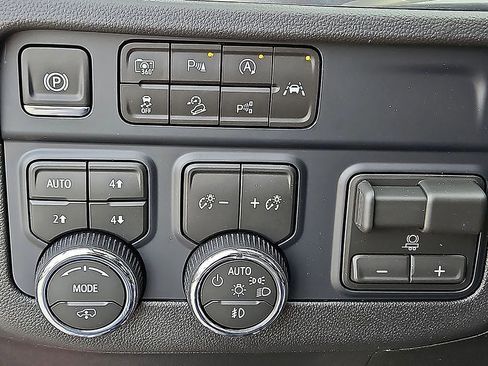 New 2026 Chevrolet Tahoe RST w/ Advanced Technology Package image 17