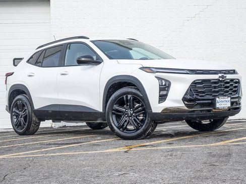 New 2026 Chevrolet Trax ACTIV w/ Driver Confidence Package image 2