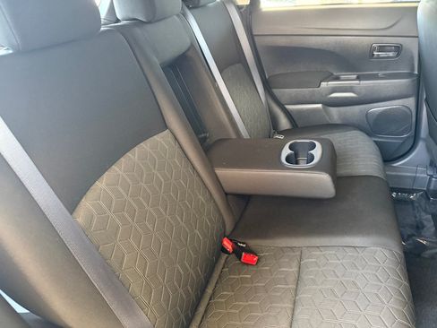 Used 2024 Mitsubishi Outlander Sport ES AWD/4WD image 30