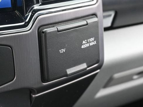 Certified 2022 Ford F250 Limited AWD/4WD image 27