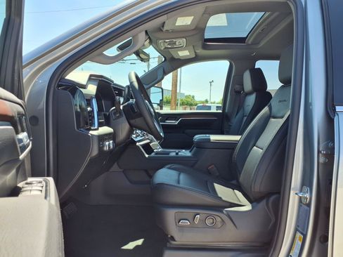 New 2026 GMC Sierra 2500 Denali w/ Denali Reserve Package AWD/4WD image 14