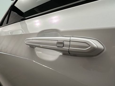 Used 2021 Cadillac XT4 Sport AWD/4WD image 10