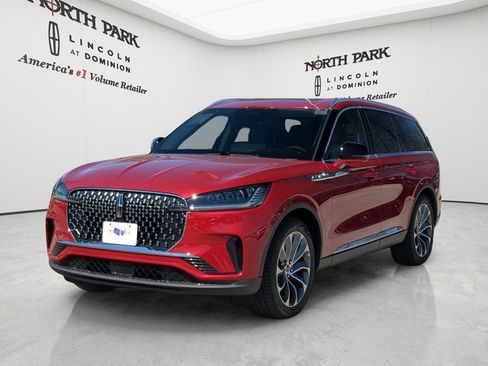 New 2026 Lincoln Aviator 2WD image 7