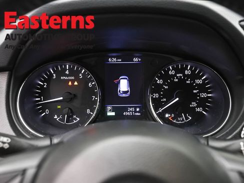Used 2020 Nissan Rogue SV AWD/4WD image 18