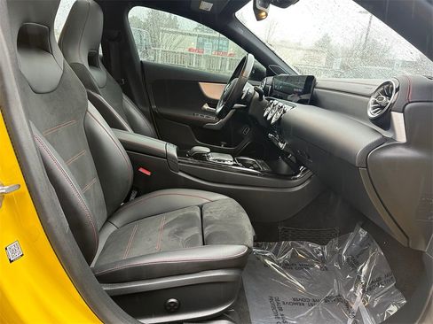 Used 2020 Mercedes-Benz CLA 250 4MATIC image 10