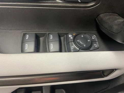 Used 2025 GMC Hummer EV 2X w/ LPO, Sport Package image 11