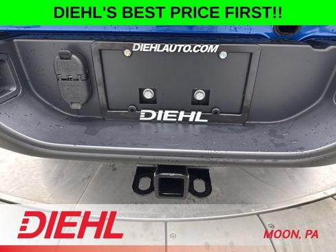 New 2026 Jeep Gladiator Rubicon w/ Steel Power Dome Hood Package AWD/4WD image 9