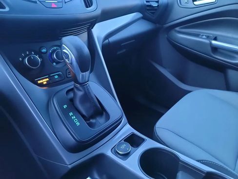 Used 2016 Ford Escape SE image 11